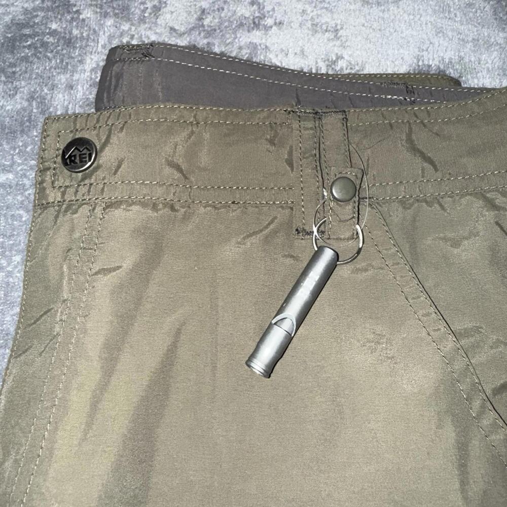 NWT REI Co-op Sahara Convertible Cargo Pants With Whistle Olive Xl (16/18) - Picture 3 of 10